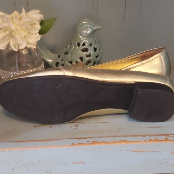 Gold Leather loafers - Picture 3 of 4